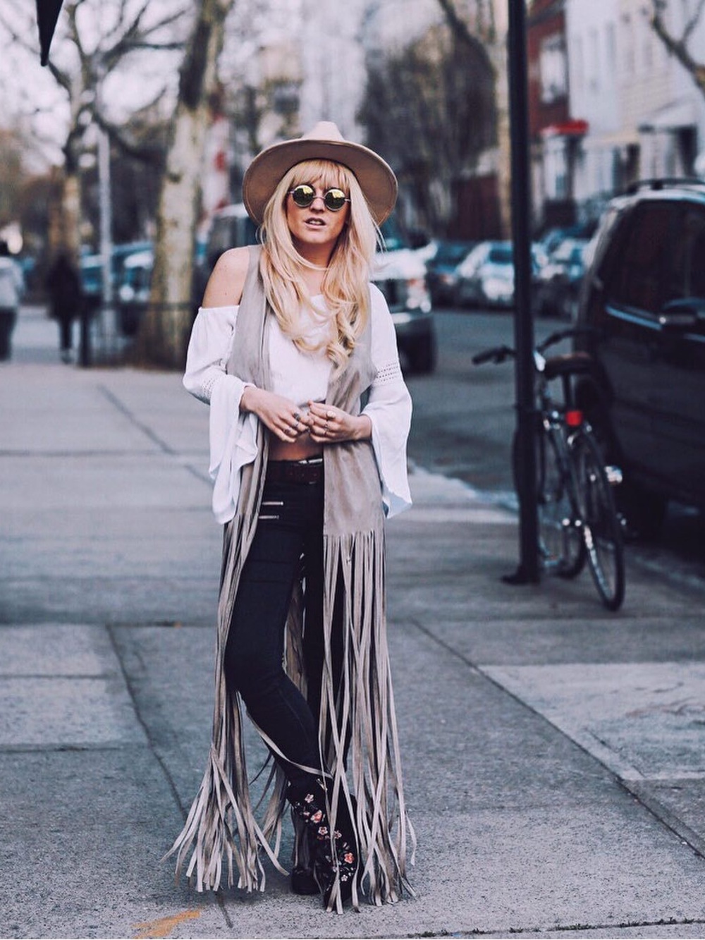 BB Dakota Neutral Suede-Look Vest in Beige